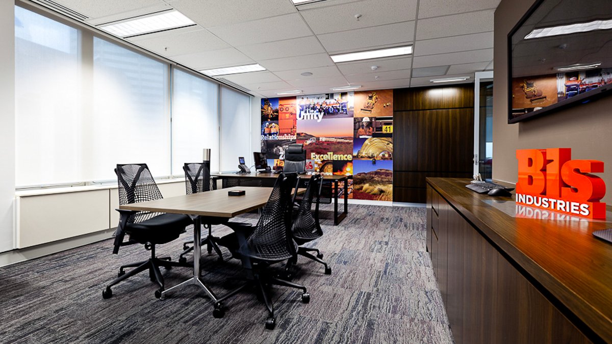 BIS INDUSTRIES Meeting room interior design