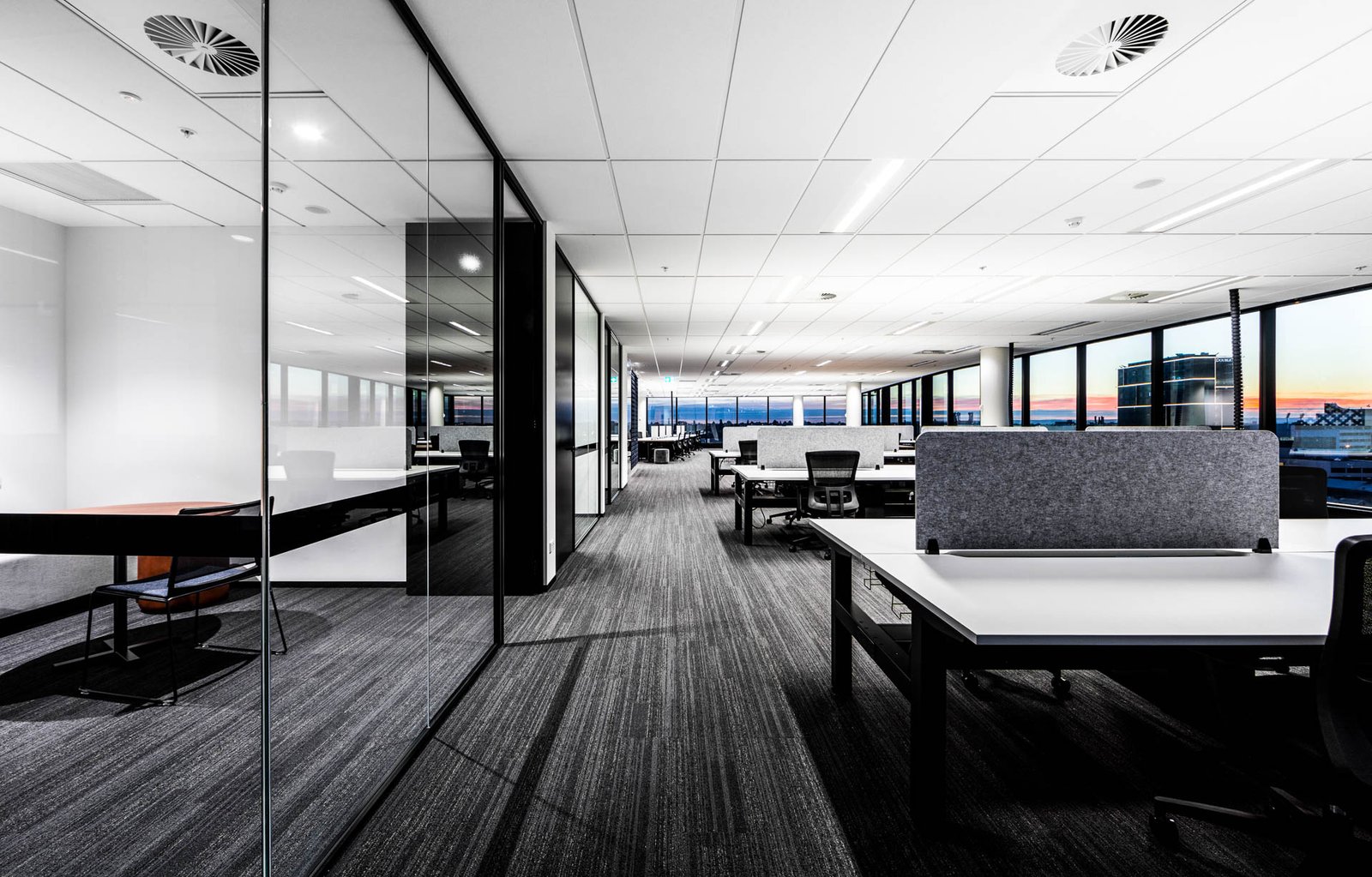 Level 7, Kings Square 3 office interior